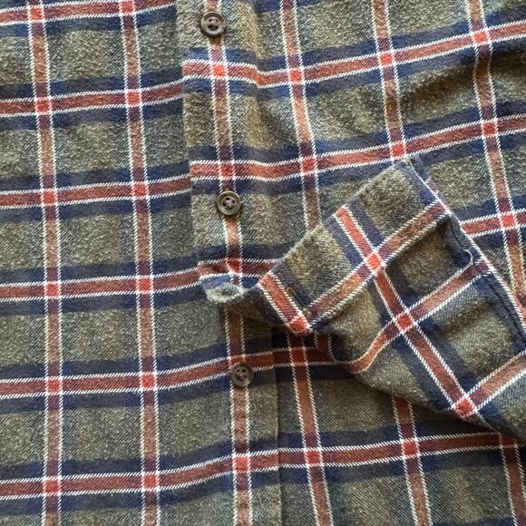 Johnnie-On Hanging out Flannel Large Button Up Red Plaid - Picture 4 of 8